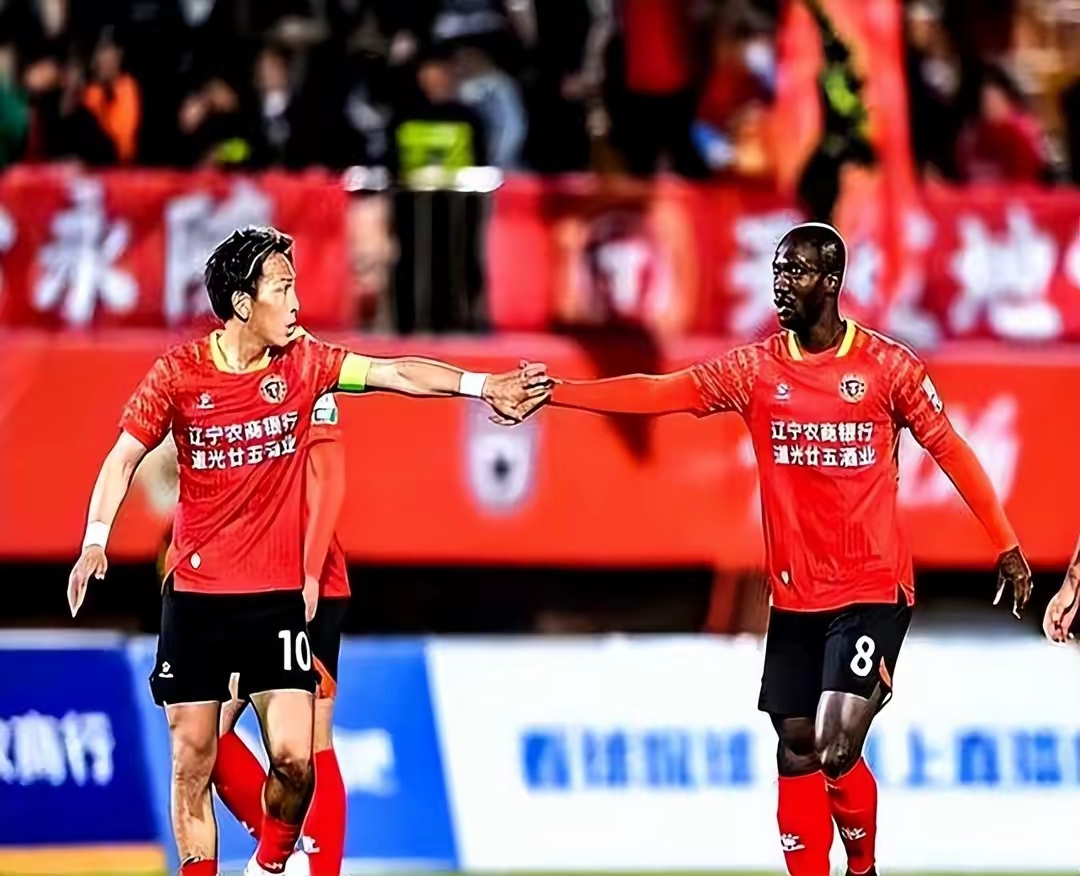 德甲今晨再迎强敌,华盛顿奇才单刀错失,主帅态度:管理层满意,控场能力受关注的简单介绍 德甲今晨再迎强敌,华盛顿奇才单刀错失,主帅态度:管理层满意,控场能力受关注的简单介绍